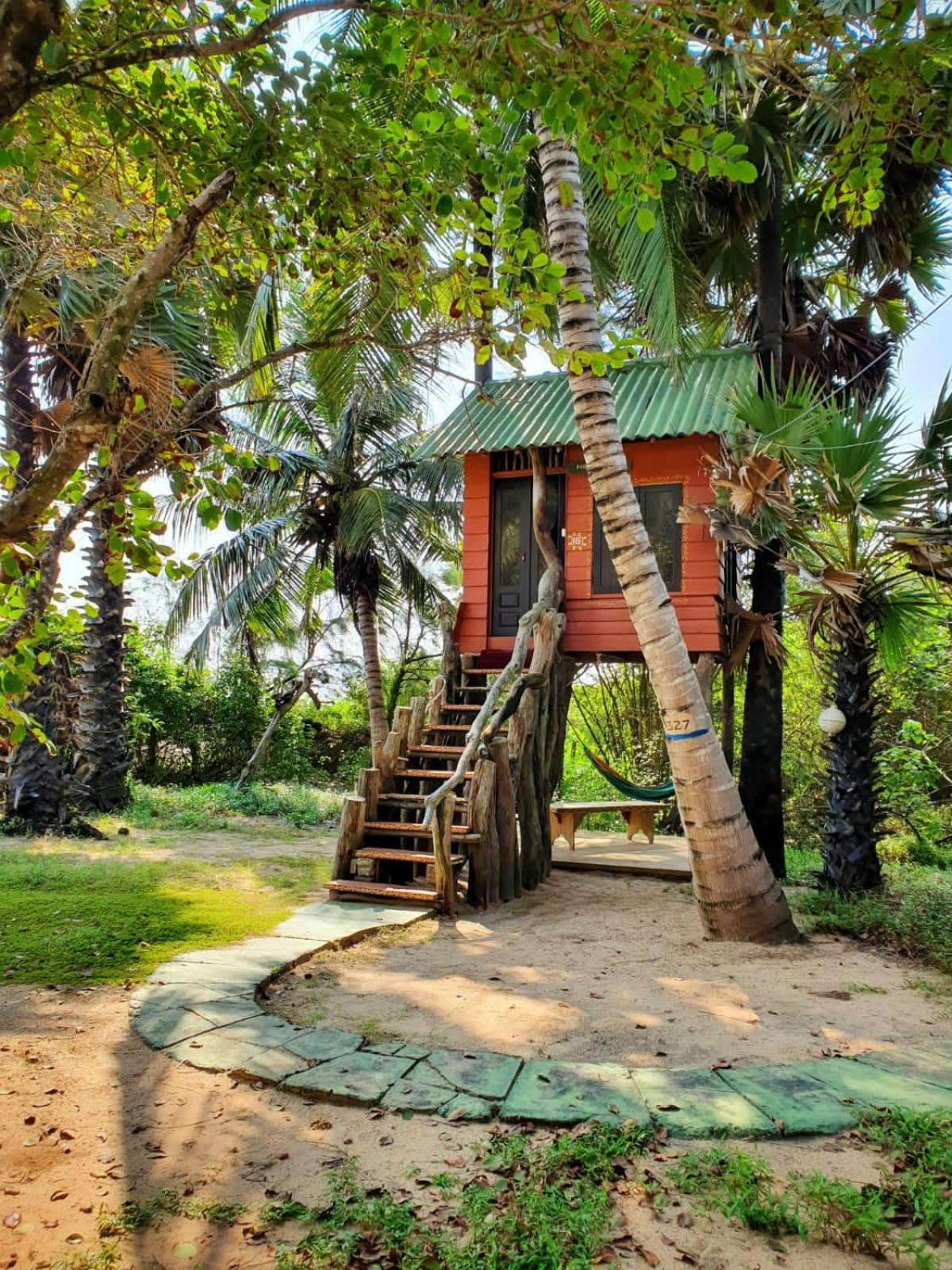 Light House Beach Hut Komari ภายนอก รูปภาพ