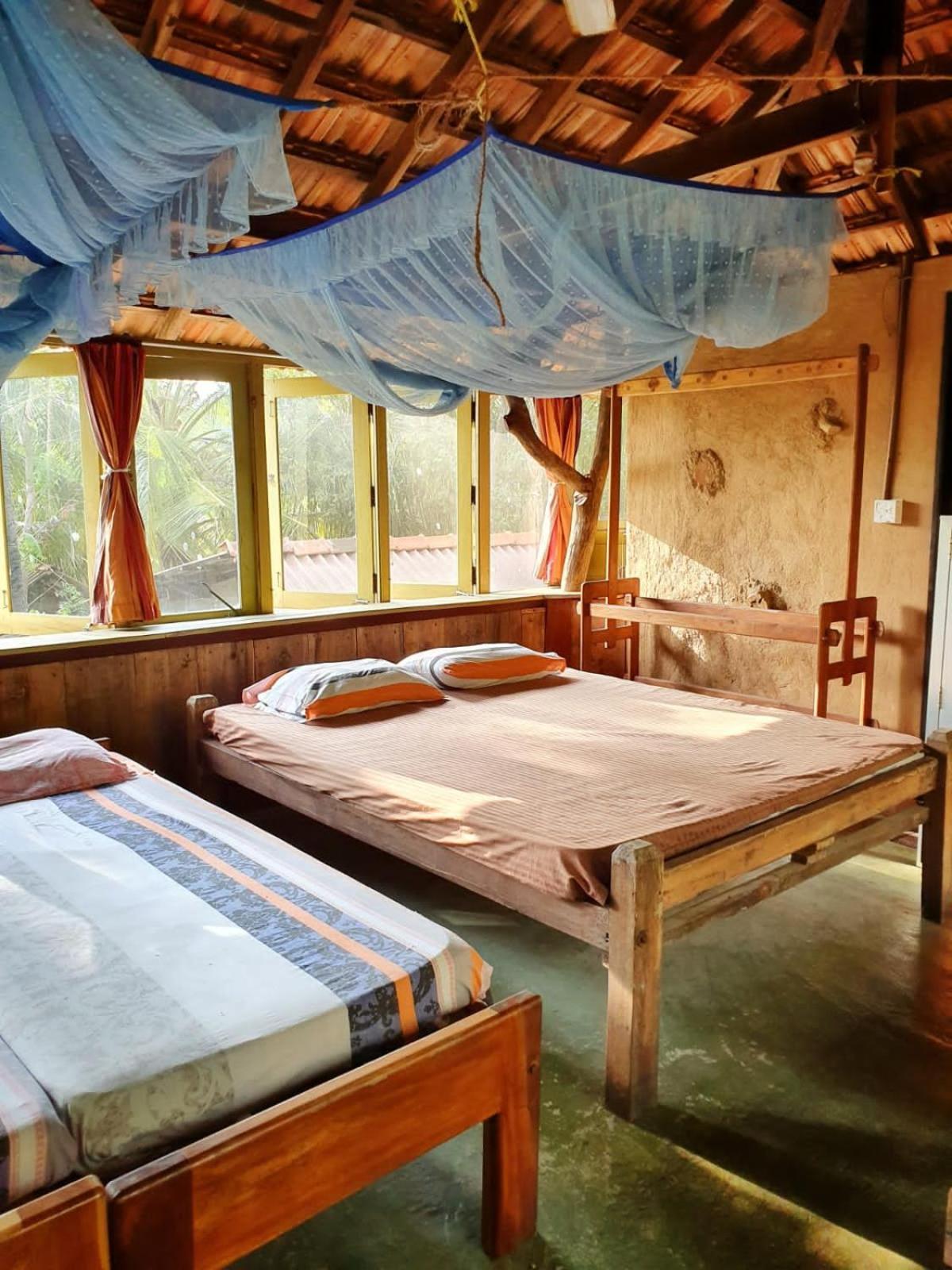 Light House Beach Hut Komari ภายนอก รูปภาพ
