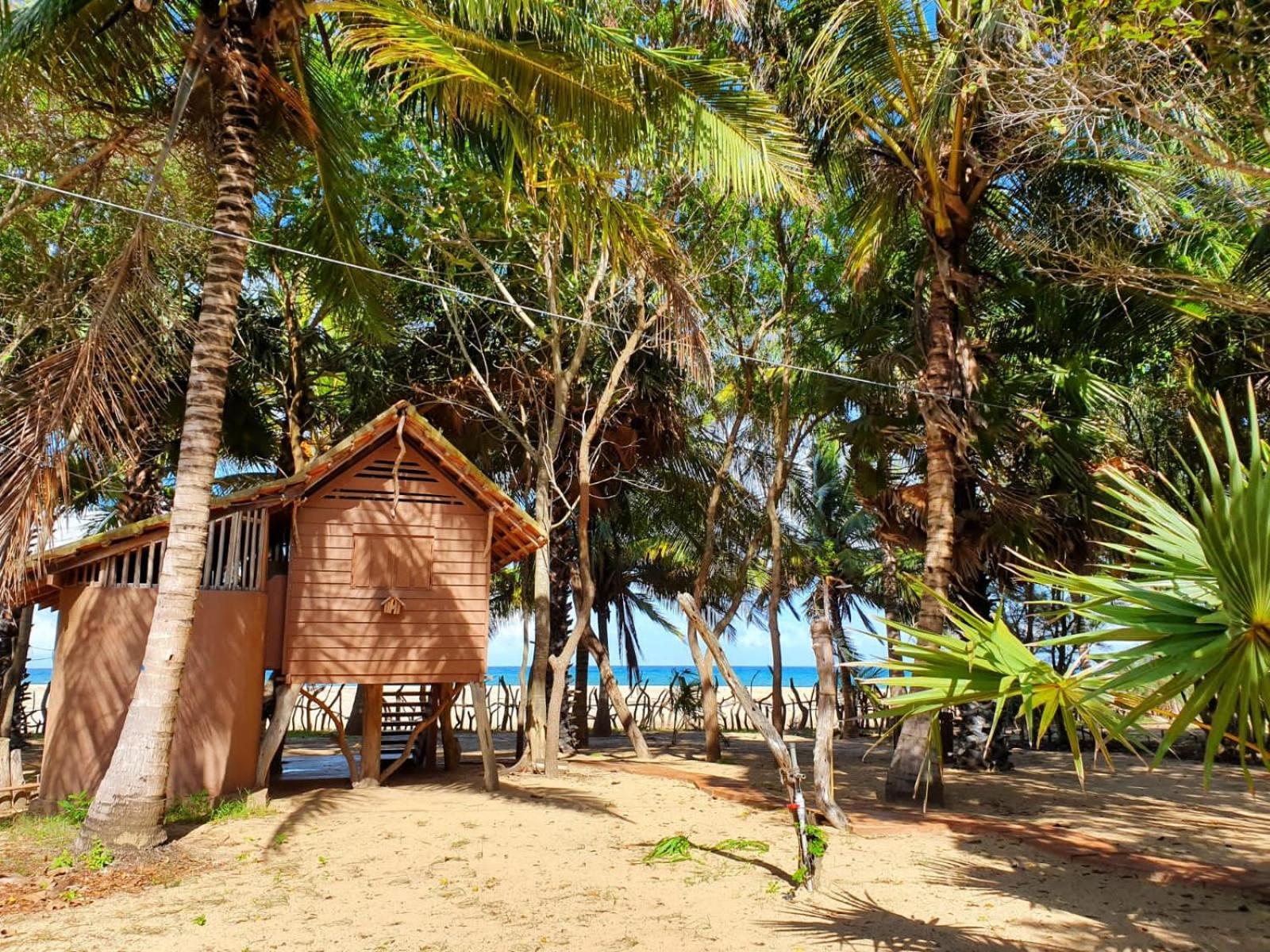 Light House Beach Hut Komari ภายนอก รูปภาพ