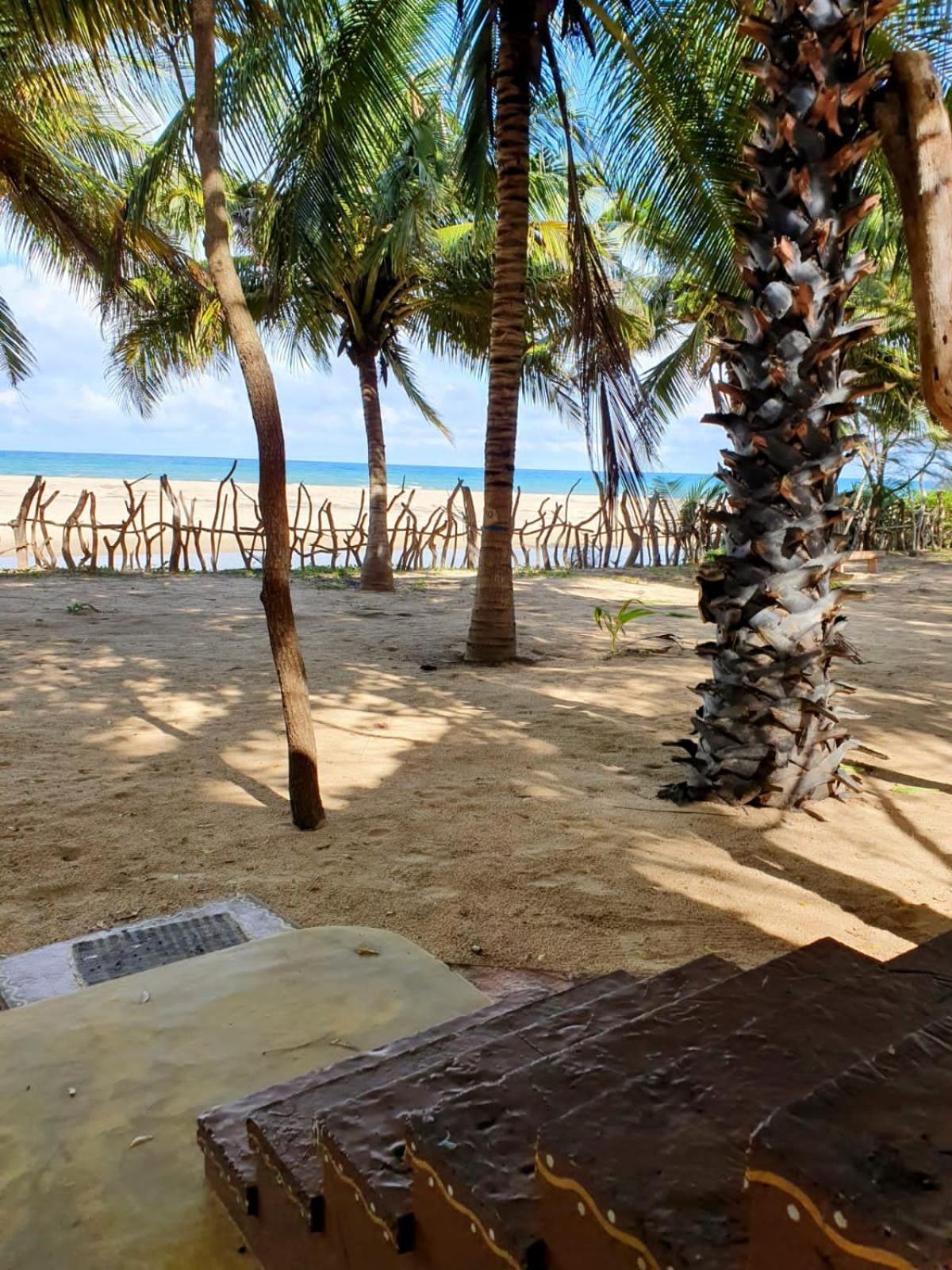 Light House Beach Hut Komari ภายนอก รูปภาพ